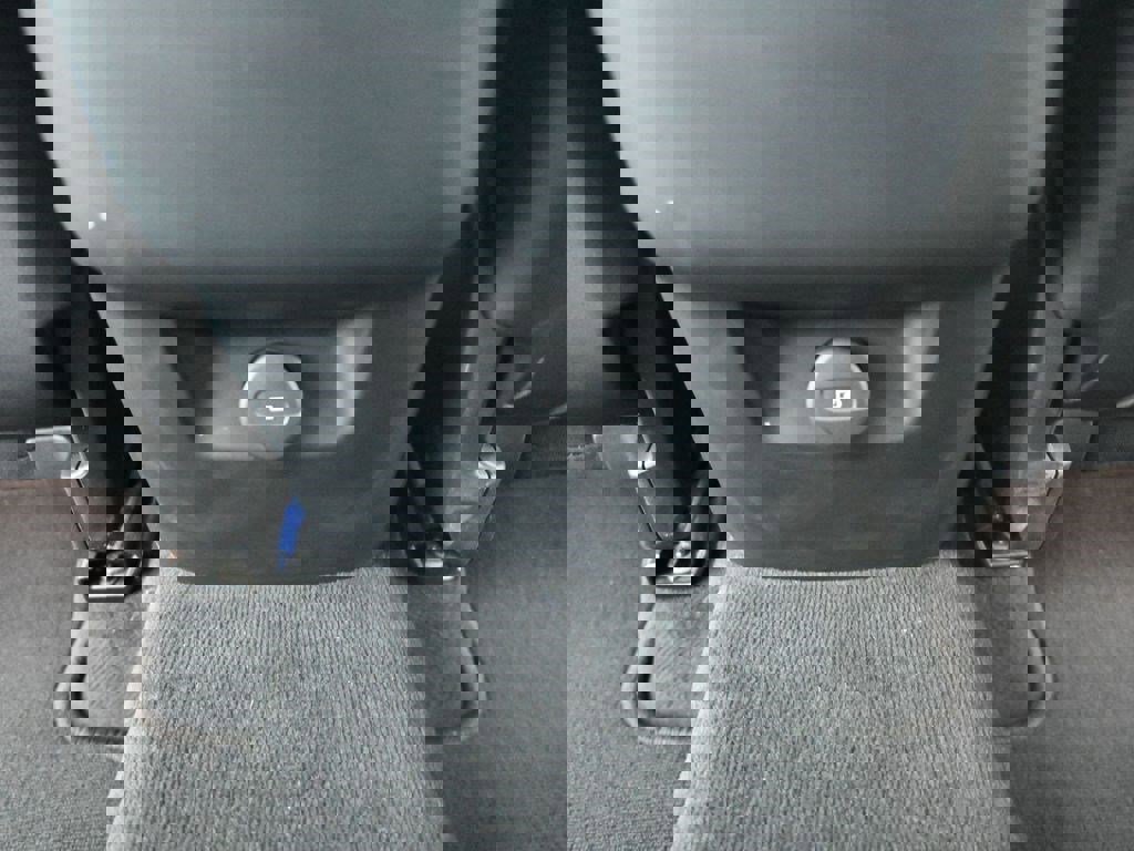 Used 2023 Volvo XC60 B5 Ultimate AWD/4WD image 18