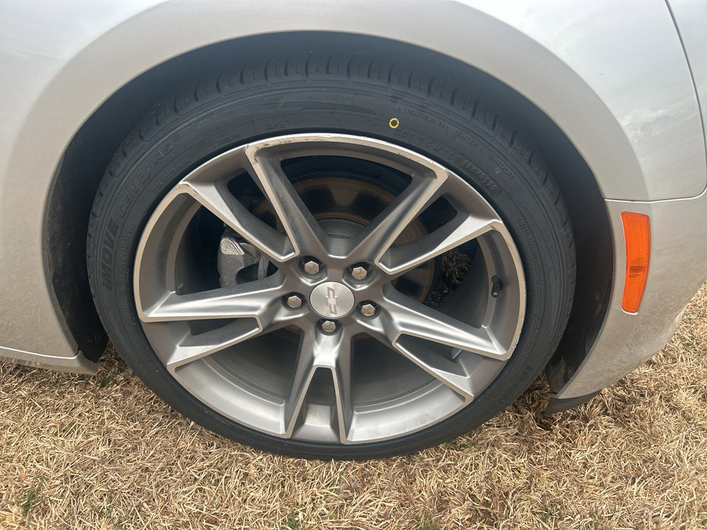 Used 2019 Chevrolet Camaro LT image 26