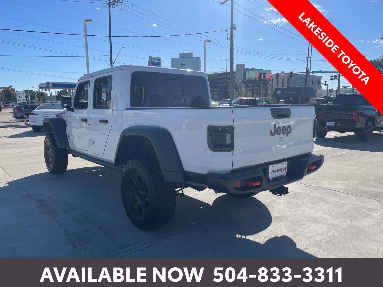 Used 2023 Jeep Gladiator Mojave w/ LED Lighting Group AWD/4WD image 3