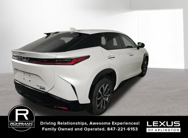 Used 2025 Lexus RZ 450e w/ Technology Package AWD/4WD image 3