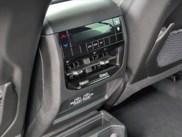 Used 2025 Jeep Grand Cherokee L Laredo RWD image 18