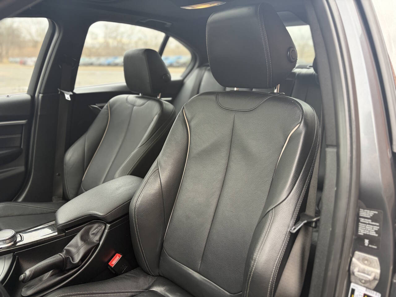 Used 2018 BMW 330i xDrive Sedan image 12