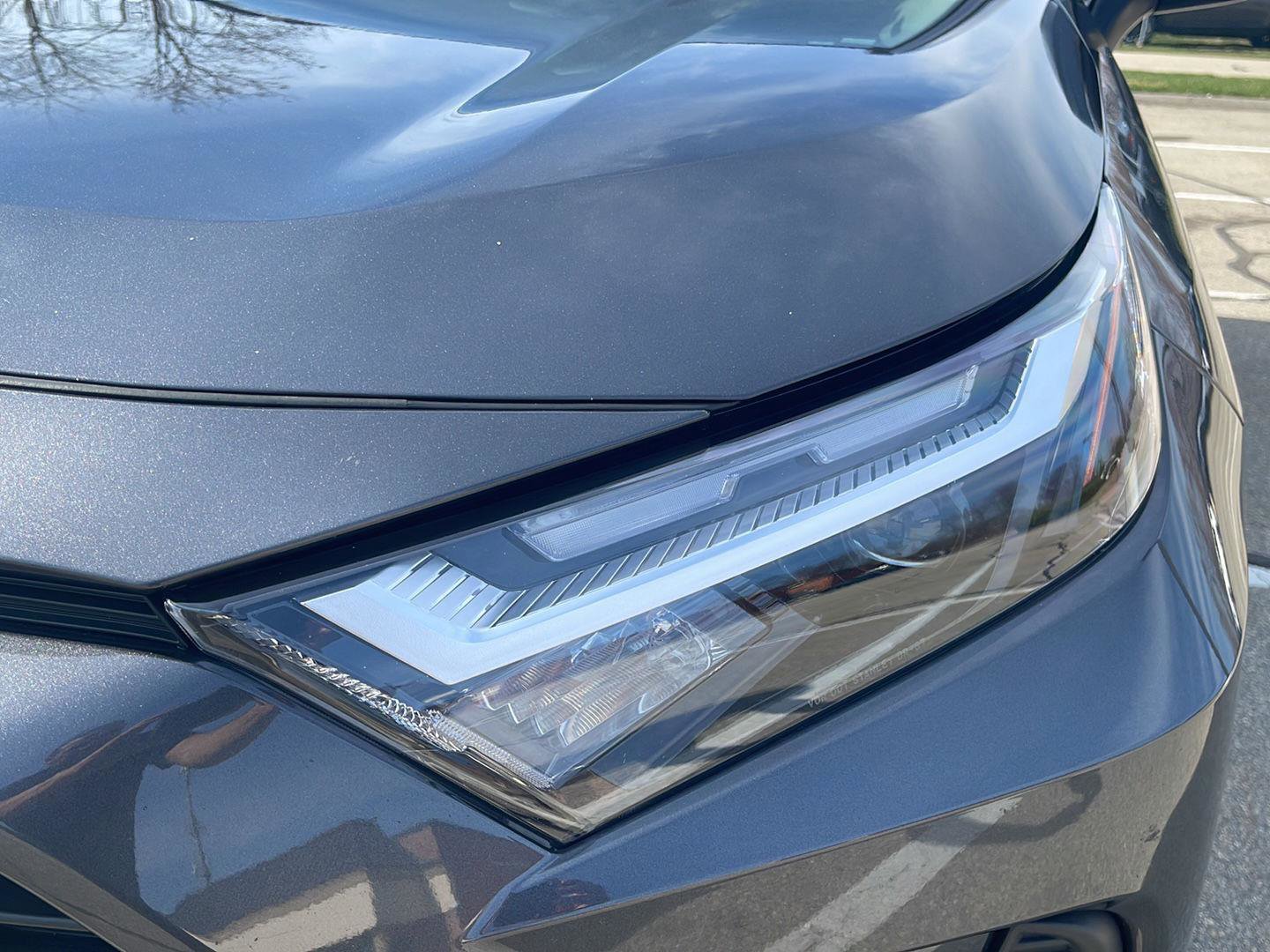 Used 2025 Toyota RAV4 XLE AWD/4WD image 10
