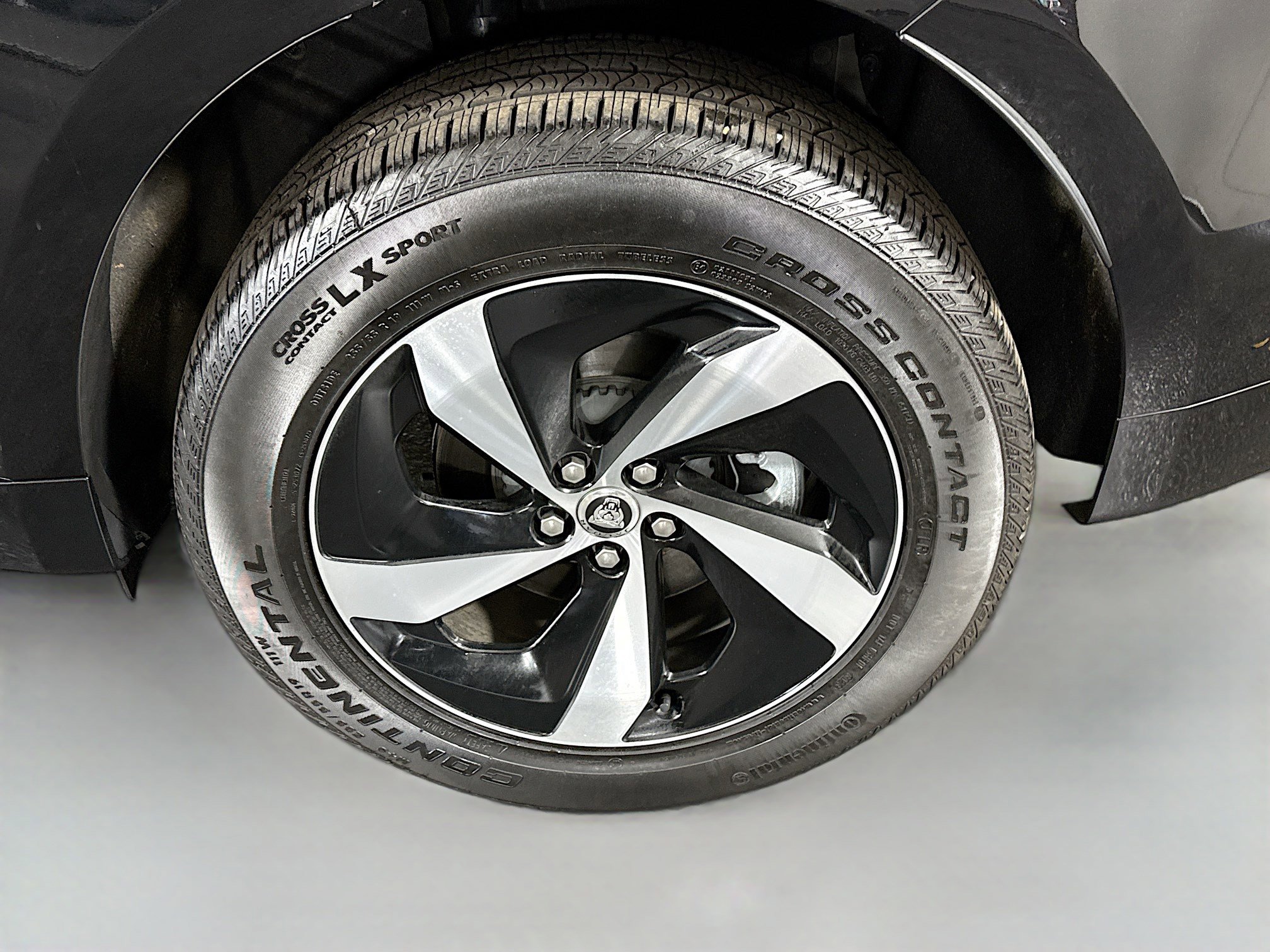 Used 2024 Jaguar F-PACE R-Dynamic S image 37