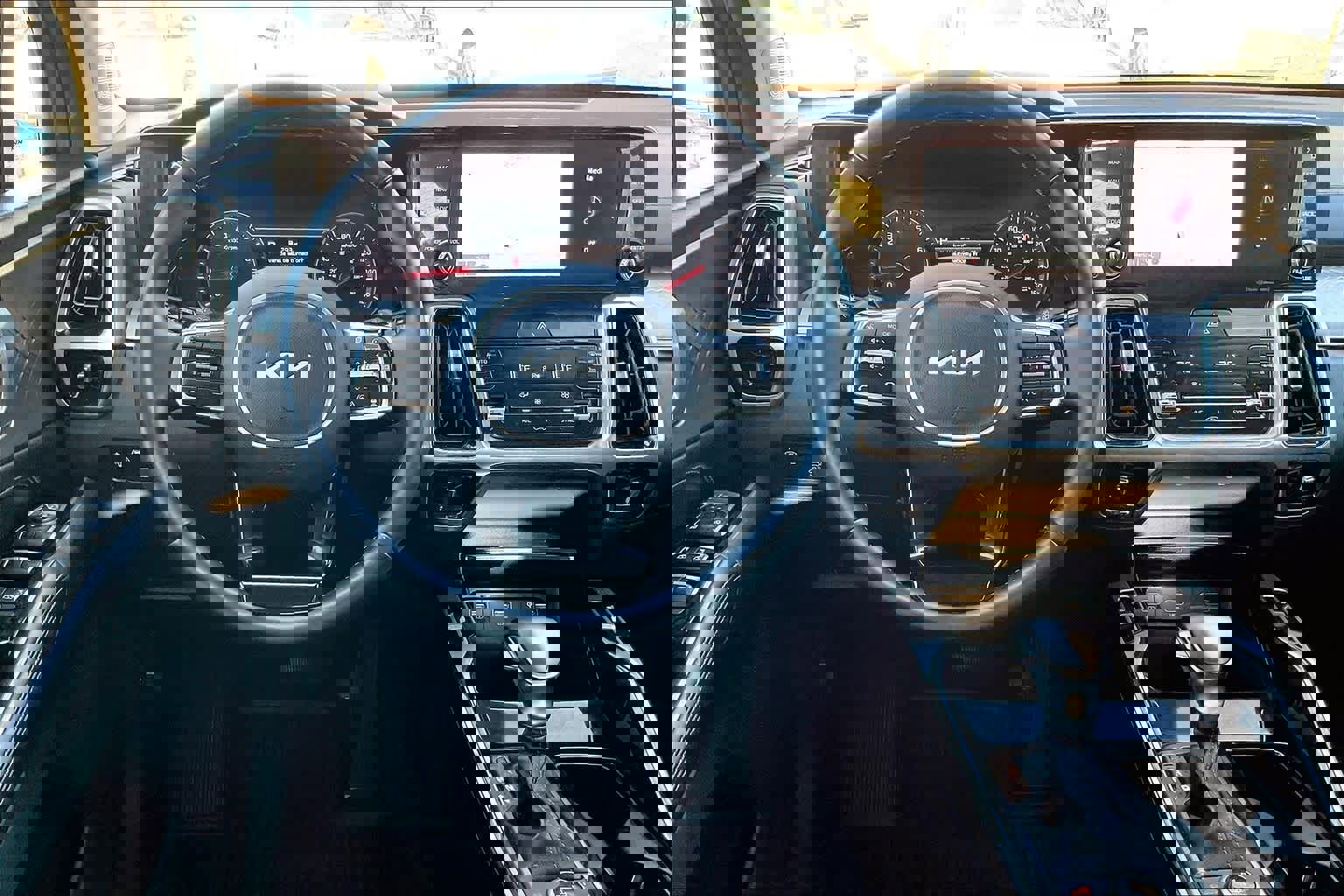 Used 2022 Kia Sorento SX image 14