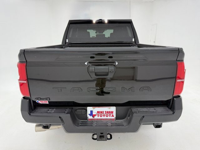 Used 2025 Toyota Tacoma SR5 image 39