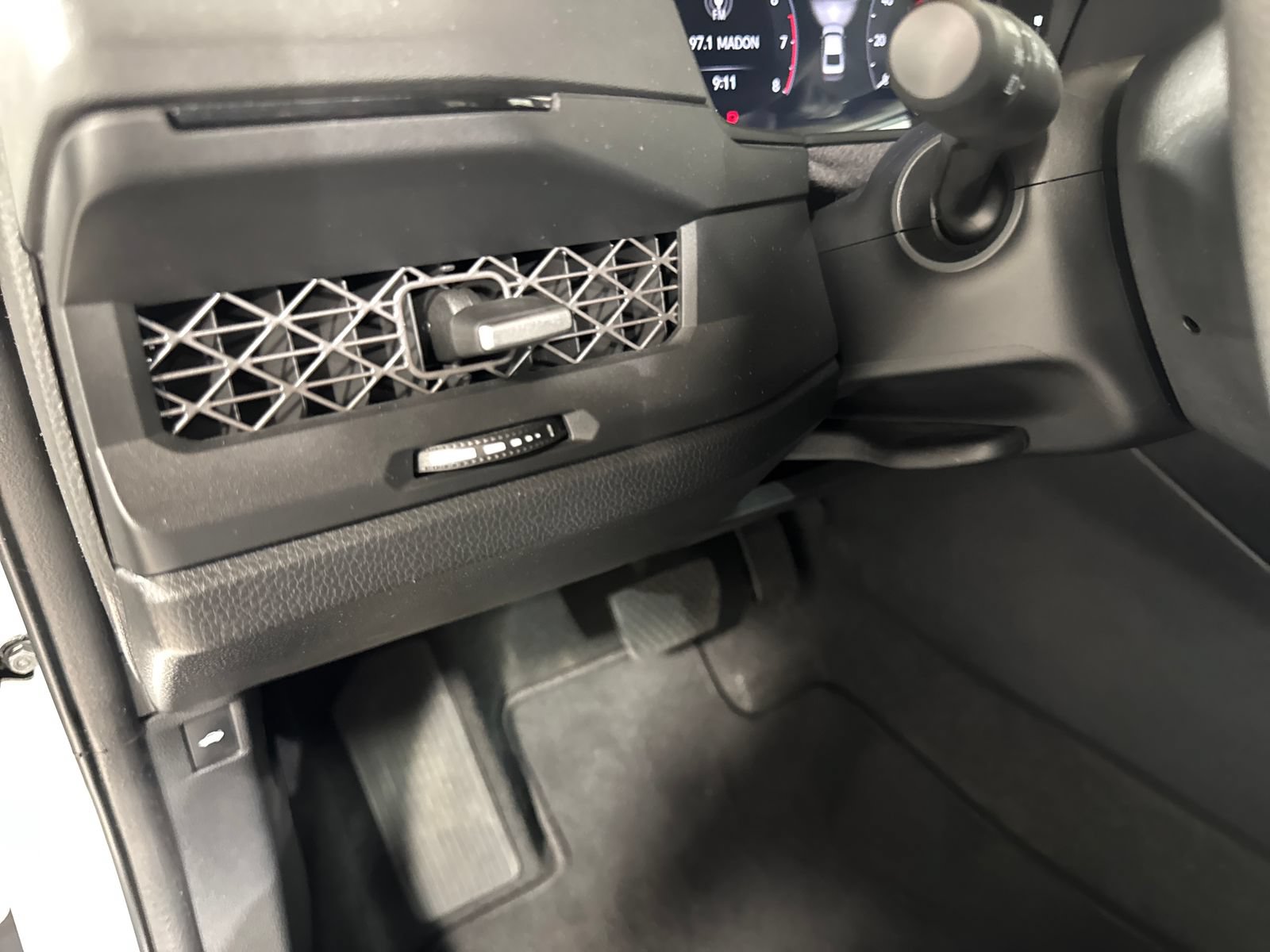 Used 2023 Honda Accord EX image 13