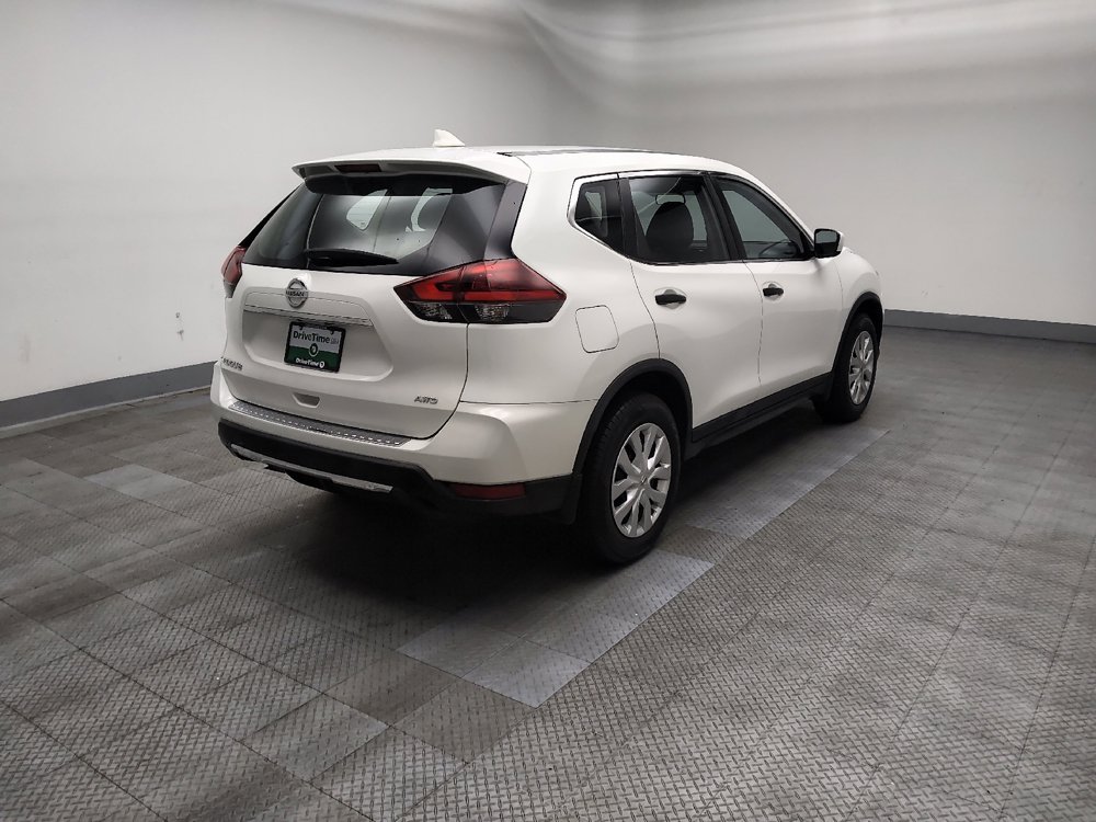 Used 2018 Nissan Rogue S AWD/4WD image 10