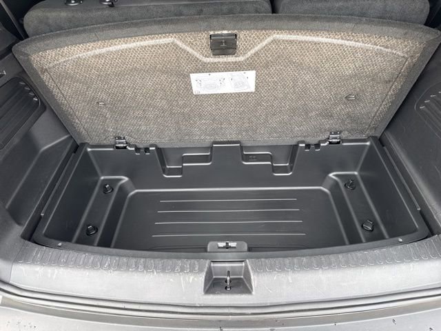 Used 2025 GMC Acadia Elevation image 34