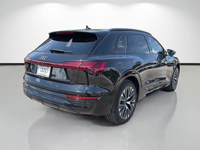 Used 2024 Audi Q8 e-tron Prestige w/ Prestige Package AWD/4WD image 3