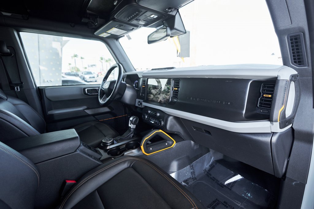 Used 2022 Ford Bronco Badlands image 24