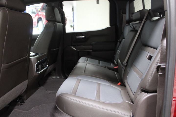 Used 2022 GMC Sierra 1500 Denali w/ Driver Alert Package II AWD/4WD image 24