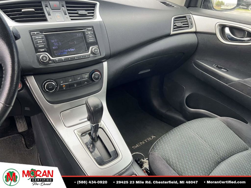 Used 2015 Nissan Sentra SR FWD image 26