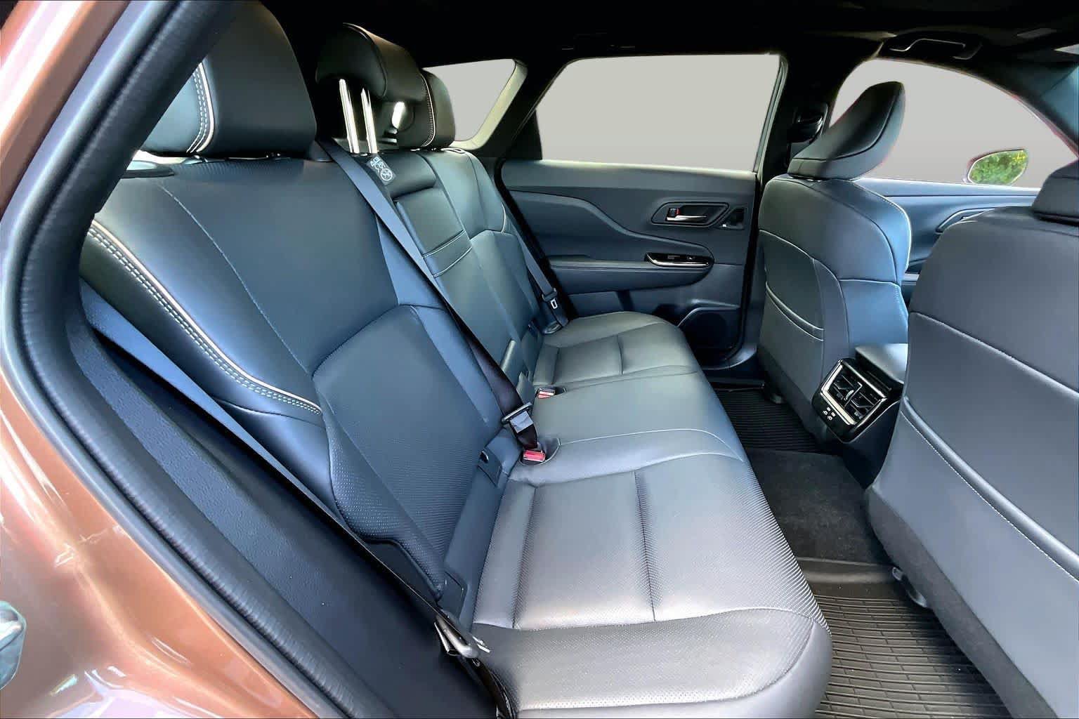 Used 2026 Toyota Crown Signia w/ Advanced Technology Package AWD/4WD image 18