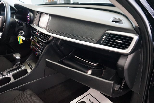 Used 2020 Kia Optima LX image 40