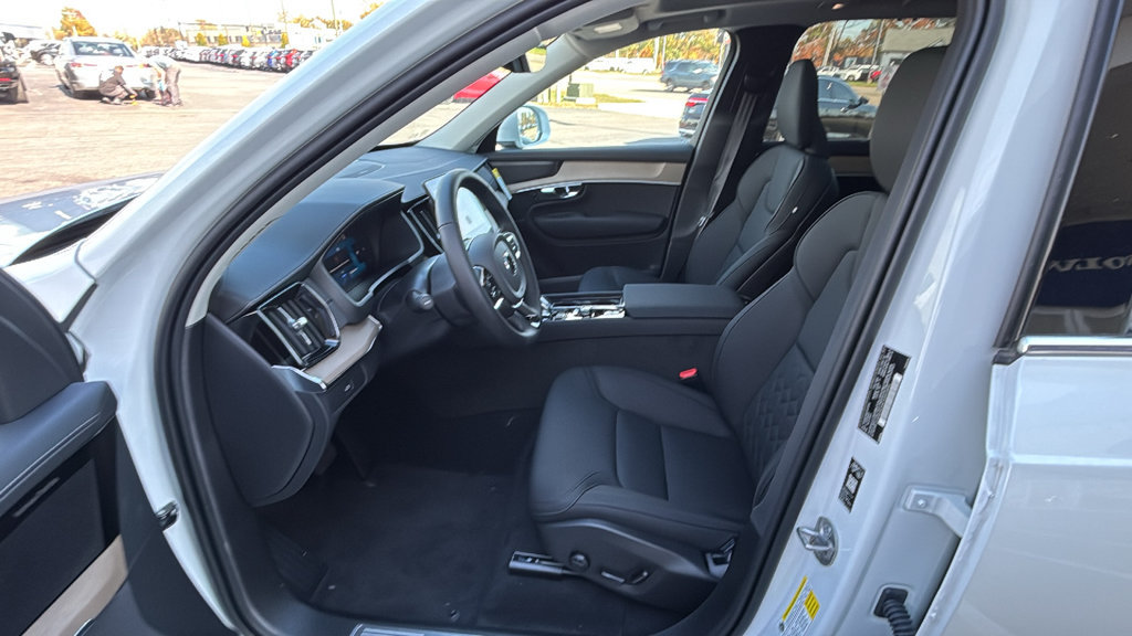 New 2027 Volvo XC90 B6 Plus AWD/4WD image 24