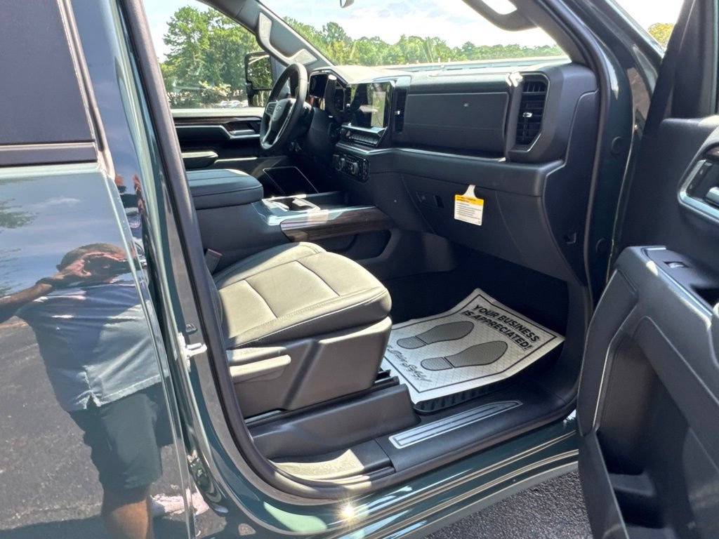 New 2026 Chevrolet Silverado 2500 LT w/ Trail Boss Package AWD/4WD image 17