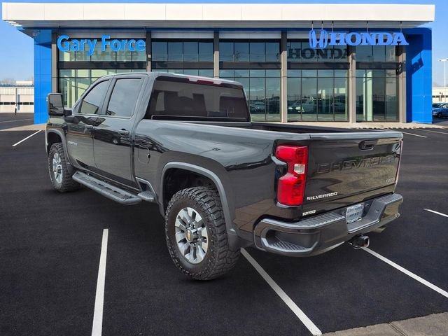 Used 2024 Chevrolet Silverado 2500 Custom AWD/4WD image 3