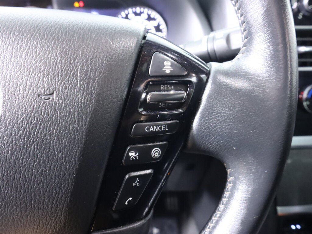 Used 2021 Nissan Armada SV image 13