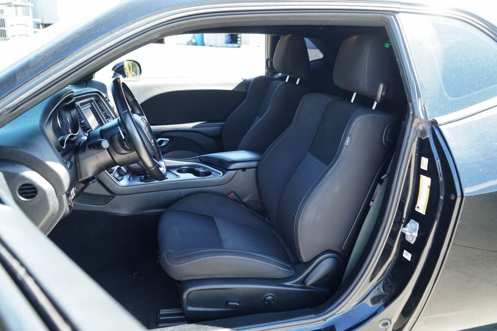 Used 2022 Dodge Challenger R/T image 7