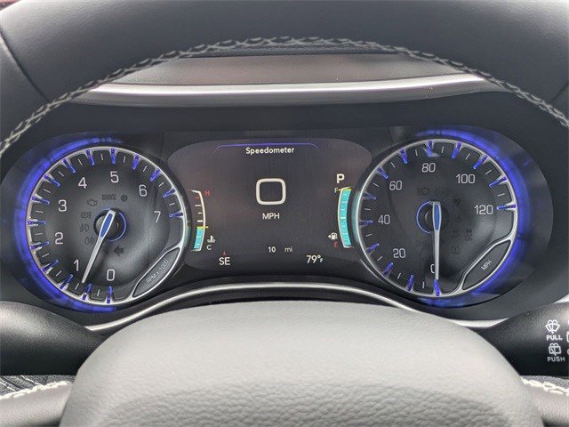 New 2026 Chrysler Pacifica Select image 10