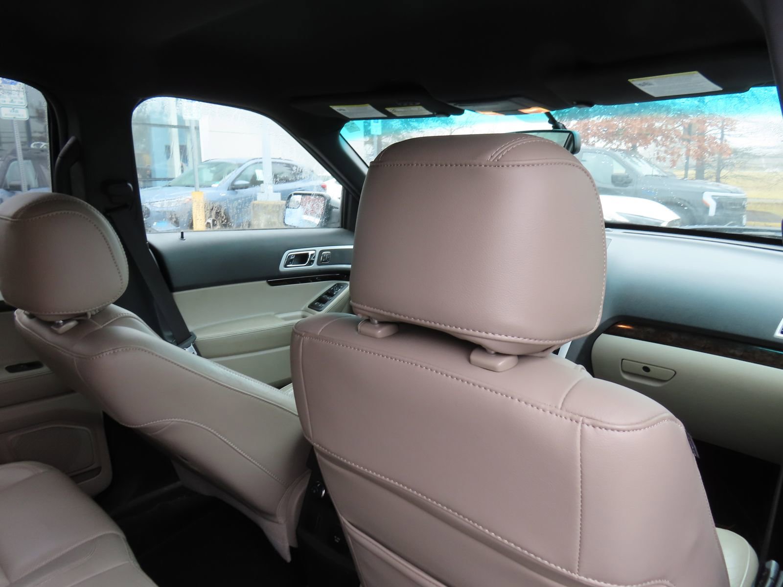 Used 2012 Ford Explorer Limited image 28