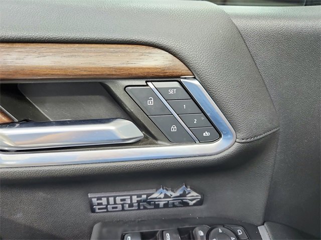 Used 2023 Chevrolet Silverado 1500 High Country image 21