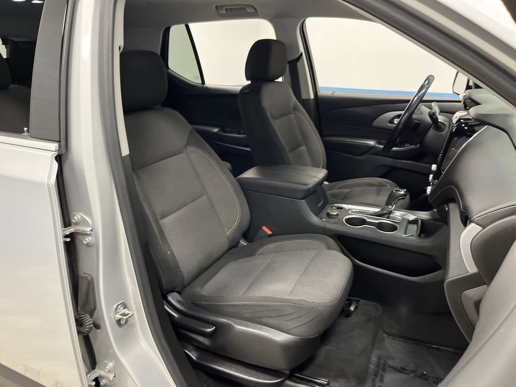 Used 2019 Chevrolet Traverse LT w/ LPO, Floor Liner Package image 30