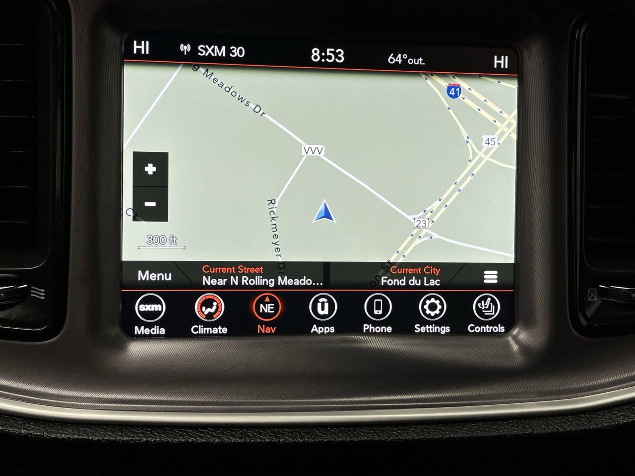 Used 2019 Dodge Challenger SXT w/ Driver Convenience Group RWD image 5