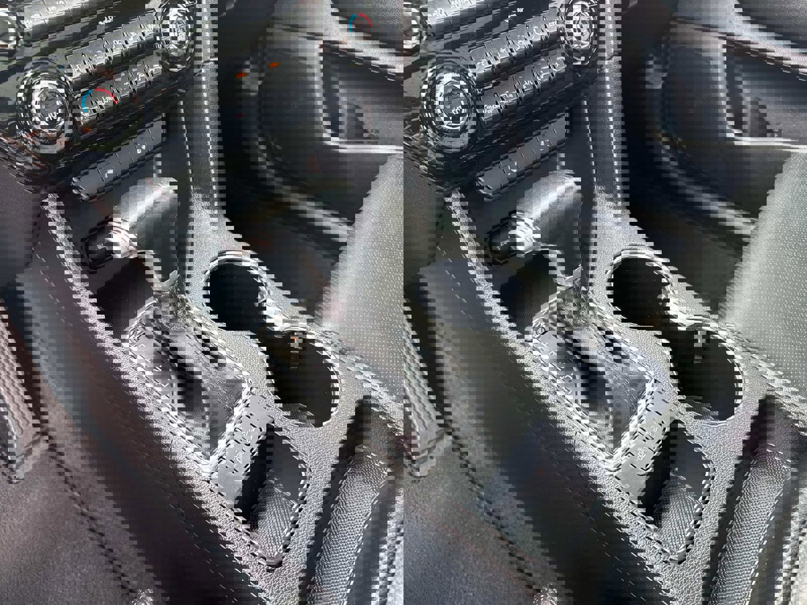 Used 2022 Kia Sportage EX image 20