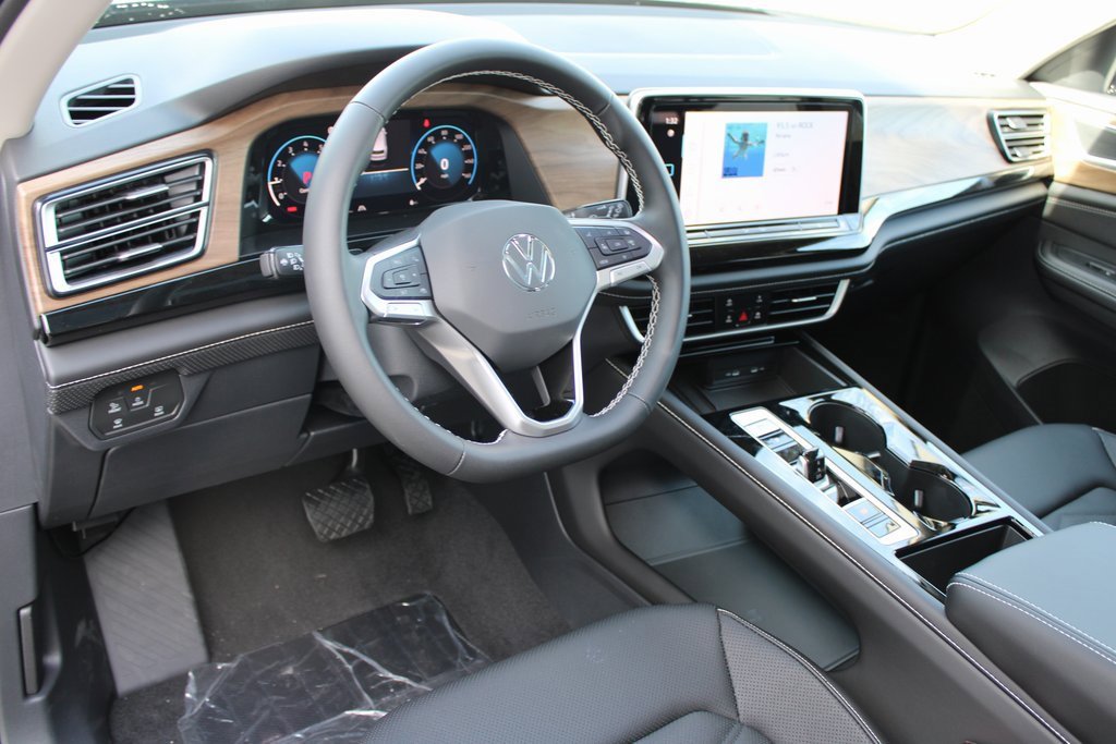 New 2026 Volkswagen Atlas SE image 8