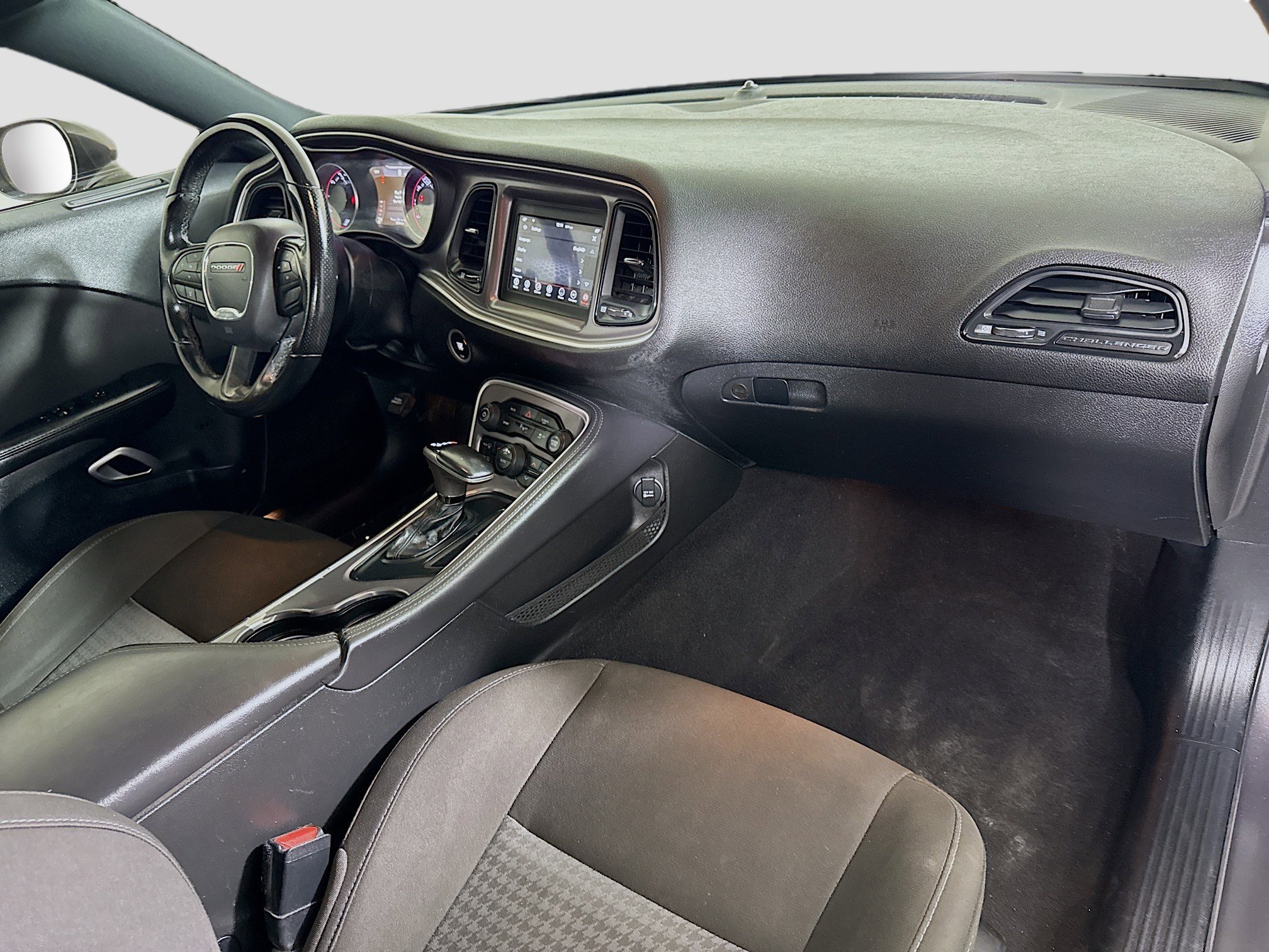 Used 2020 Dodge Challenger R/T image 28