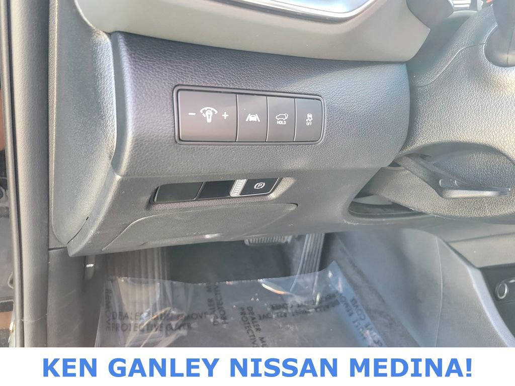 Used 2023 Hyundai Santa Fe SEL image 35