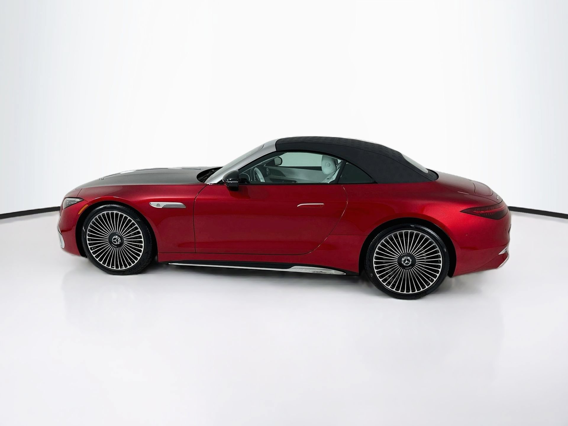 New 2027 Mercedes-Benz Maybach SL 680 image 5