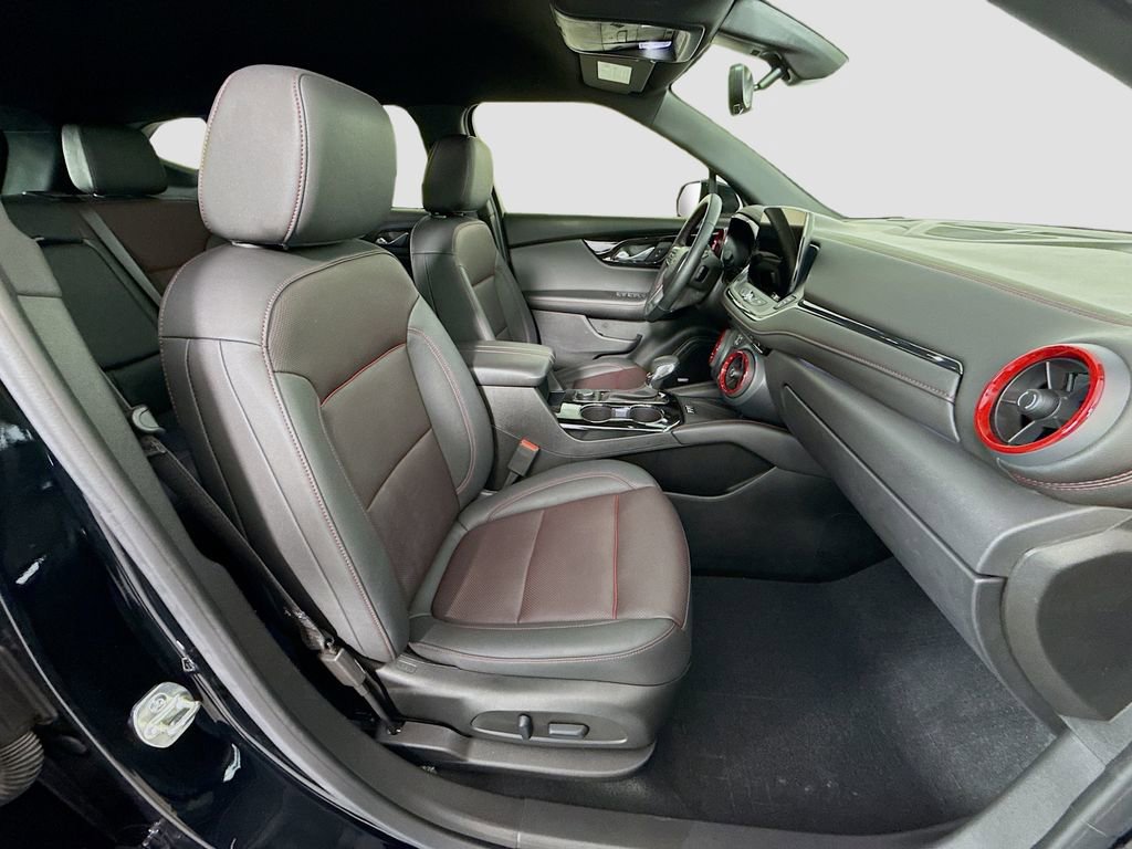 Used 2025 Chevrolet Blazer RS w/ Driver Confidence II Package image 21