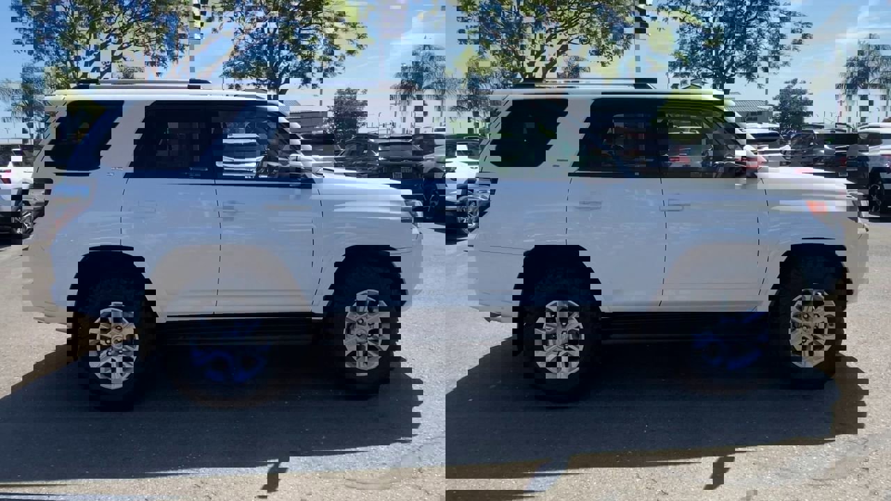 Used 2021 Toyota 4Runner SR5 Premium image 8