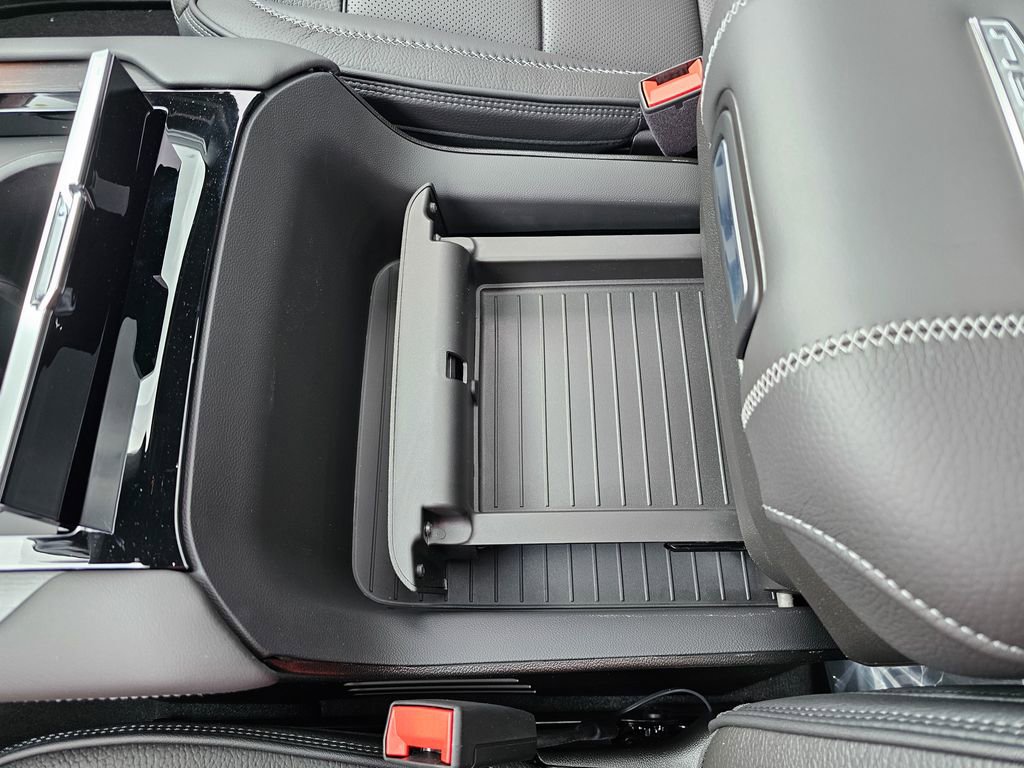 New 2026 GMC Yukon Denali w/ Sun & Power Step Package image 34