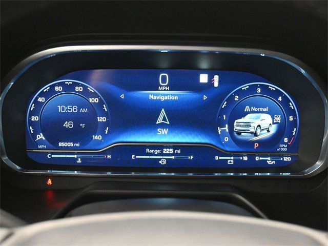 Used 2023 Chevrolet Suburban Premier image 30