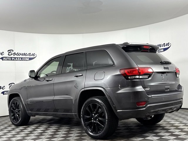 Used 2019 Jeep Grand Cherokee Altitude image 10