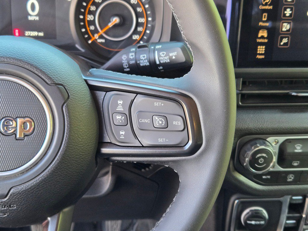 Used 2025 Jeep Wrangler Unlimited Sport AWD/4WD image 28