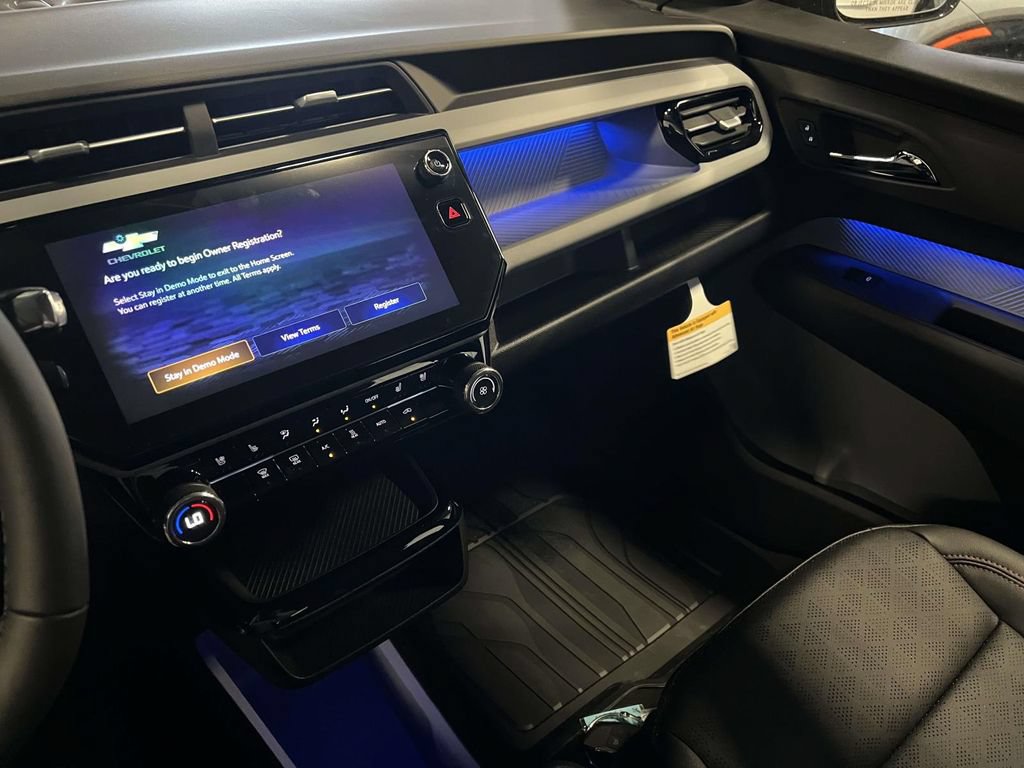 New 2027 Chevrolet Bolt RS w/ LPO, All-Weather Package FWD image 23