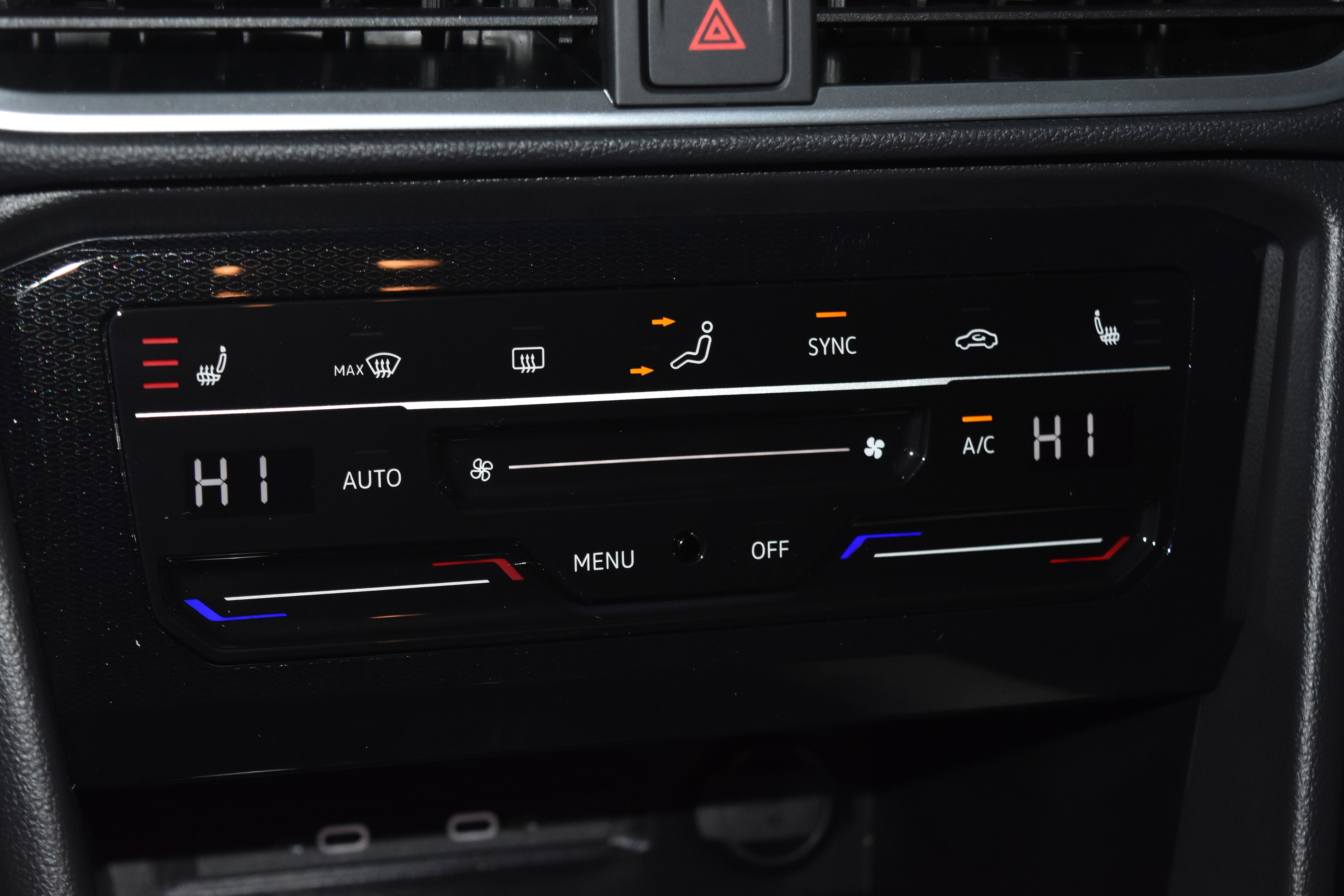 New 2026 Volkswagen Taos SE image 10