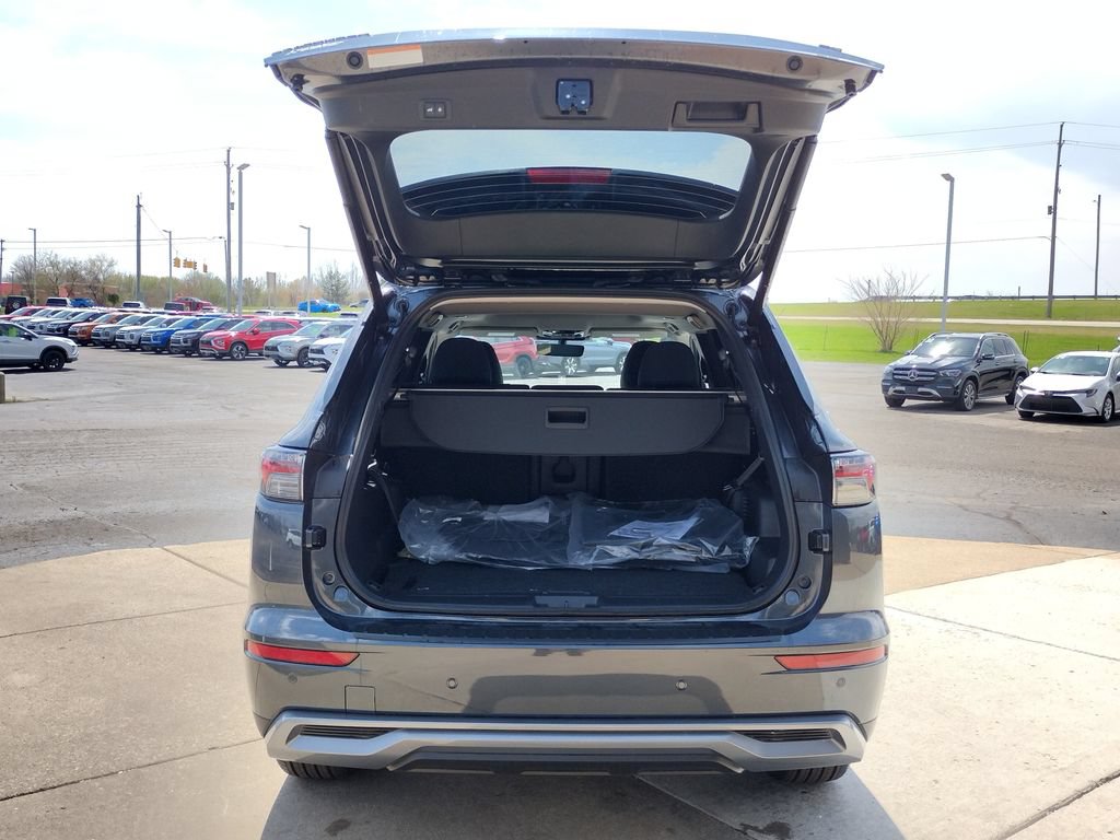 New 2026 Mitsubishi Outlander SE AWD/4WD image 17