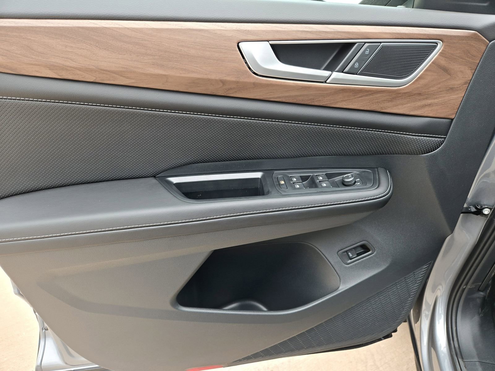 New 2026 Volkswagen Atlas SE image 19