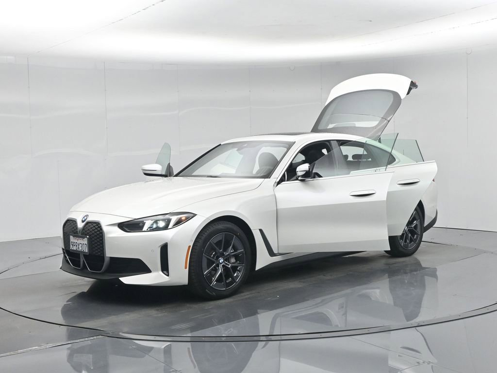 Used 2025 BMW i4 eDrive40 image 35