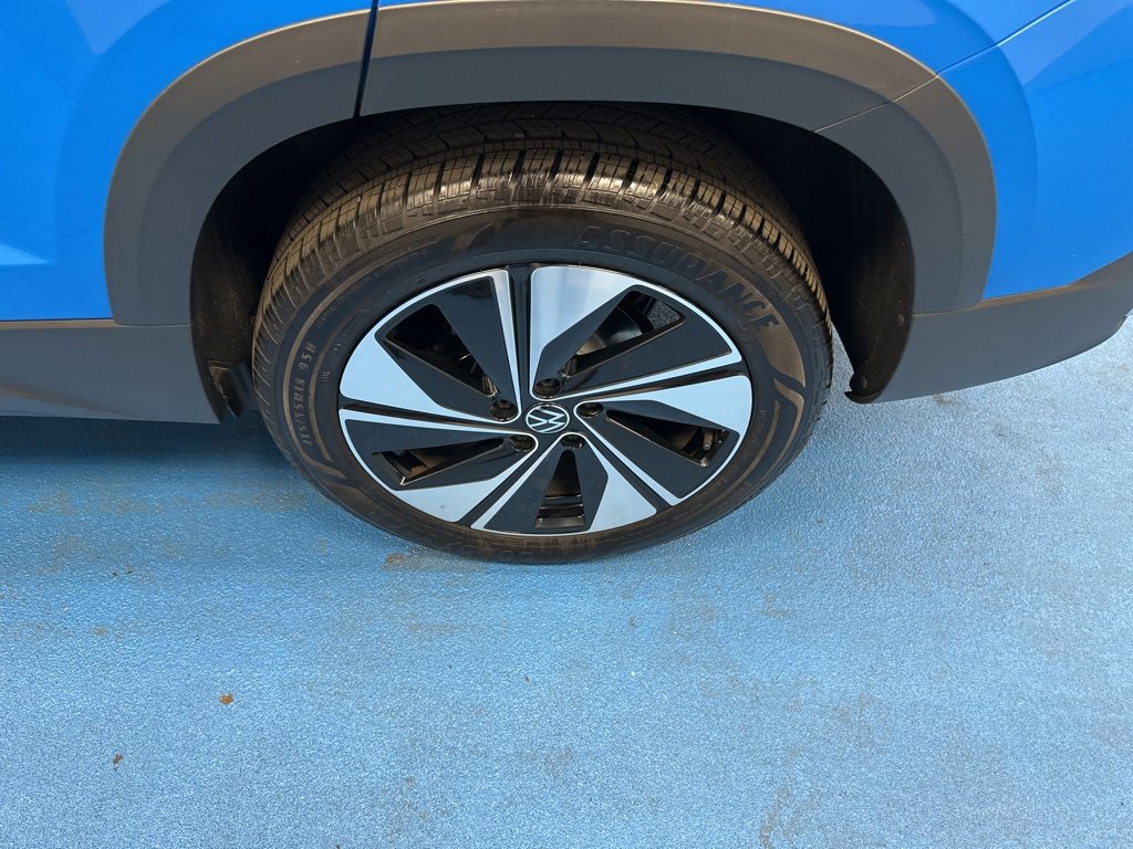 Used 2024 Volkswagen Taos SE image 18