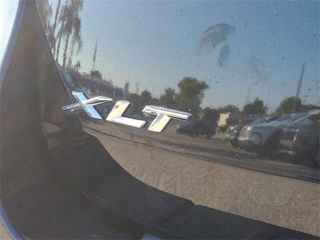 Used 2022 Ford Explorer XLT image 10