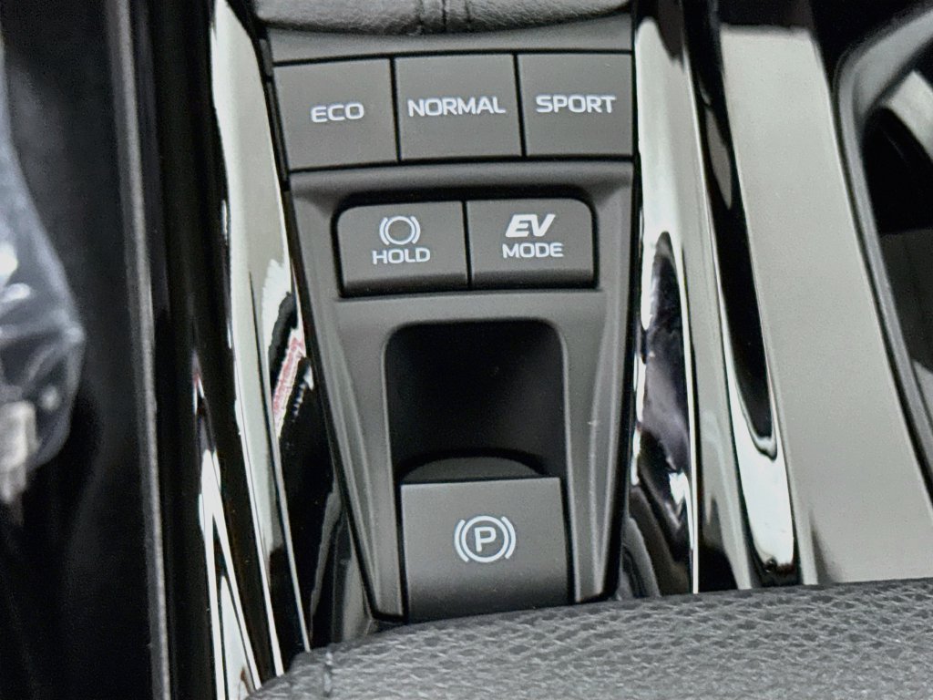 Used 2026 Toyota Camry XSE w/ Premium Plus Package FWD image 11