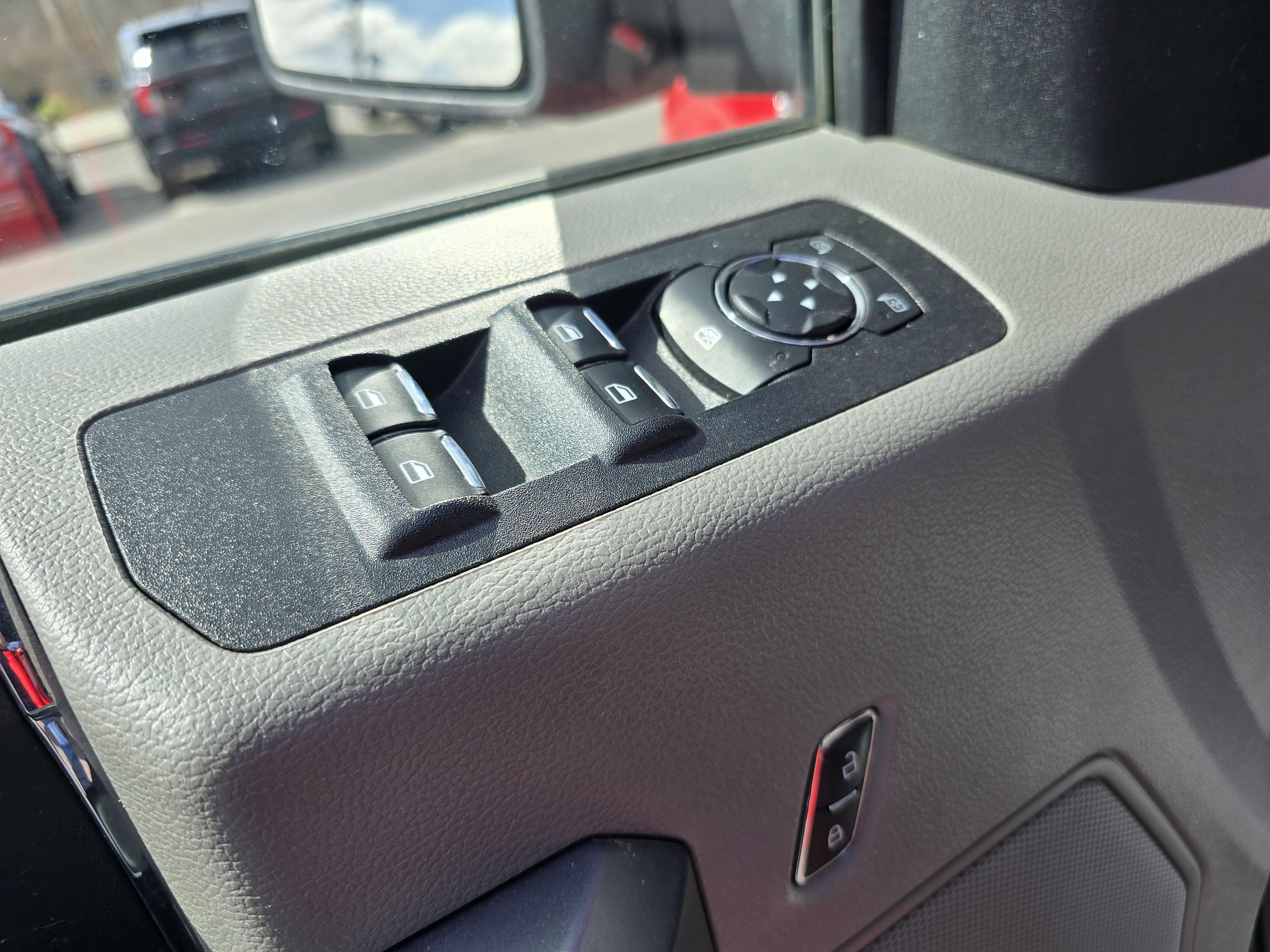 Used 2019 Ford F150 XLT image 17
