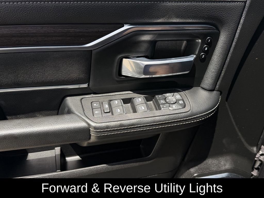 Used 2025 RAM 2500 Laramie w/ Sport Appearance Package AWD/4WD image 31